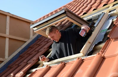 Pose de fenêtres de toit Velux à Lodes